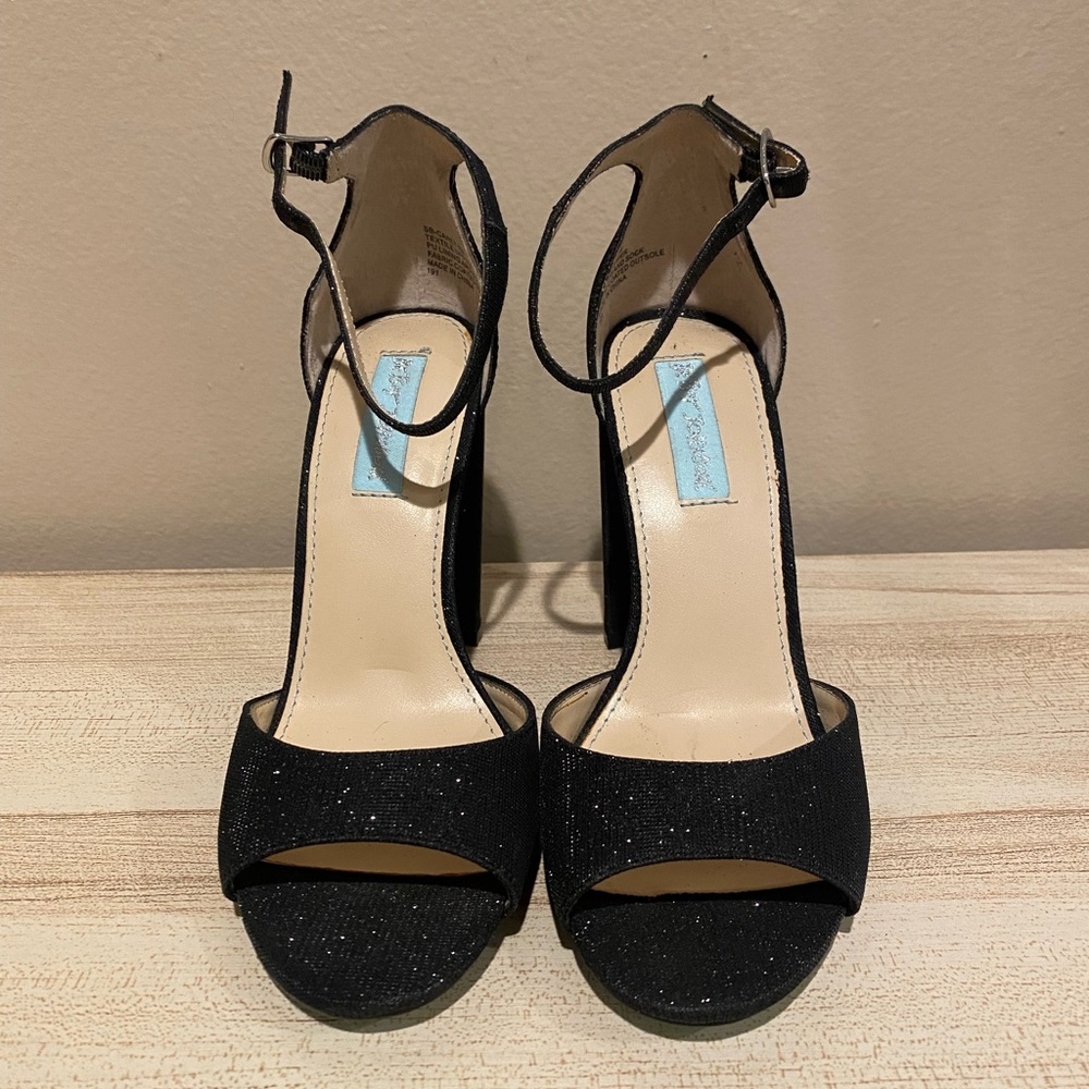 BETSEY JOHNSON Black Glitter Ankle Strap Sandal Block Heels size 7